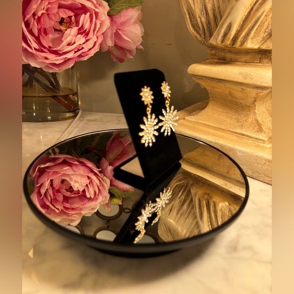 Saks 5th Ave NWT Crystal + Gold Double Drop Starburst Earrings - Picture 5 of 5